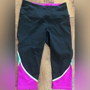 Victoria’s Secret VSX knockout crop leggings women Sz small